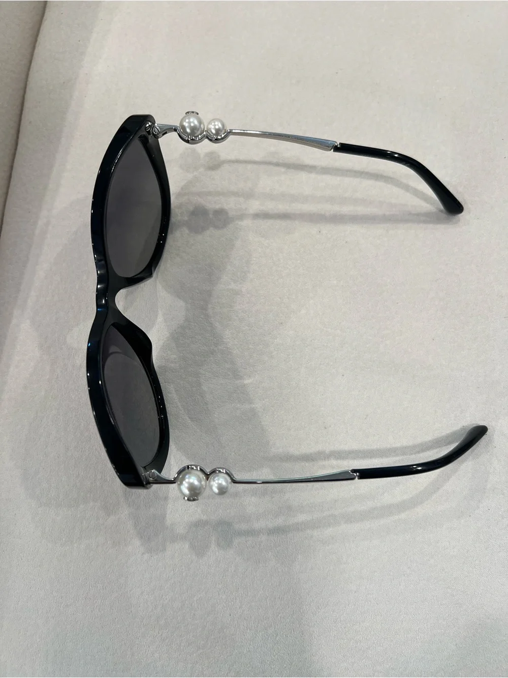 PRE-LOVED CHANEL Pearl Polarized Winter Butterfly Sunglasses, Black